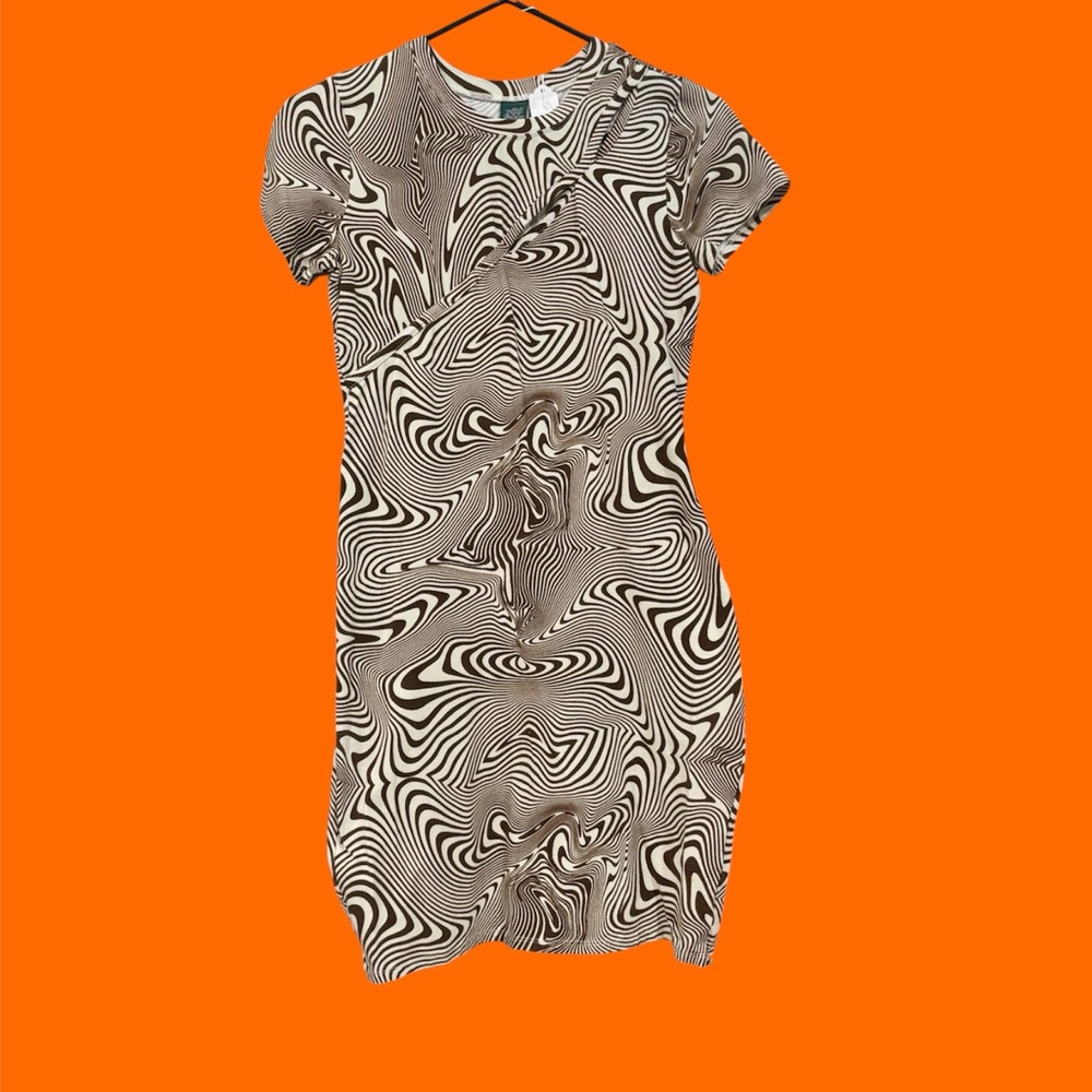 Brown and White Swirlin Dress~